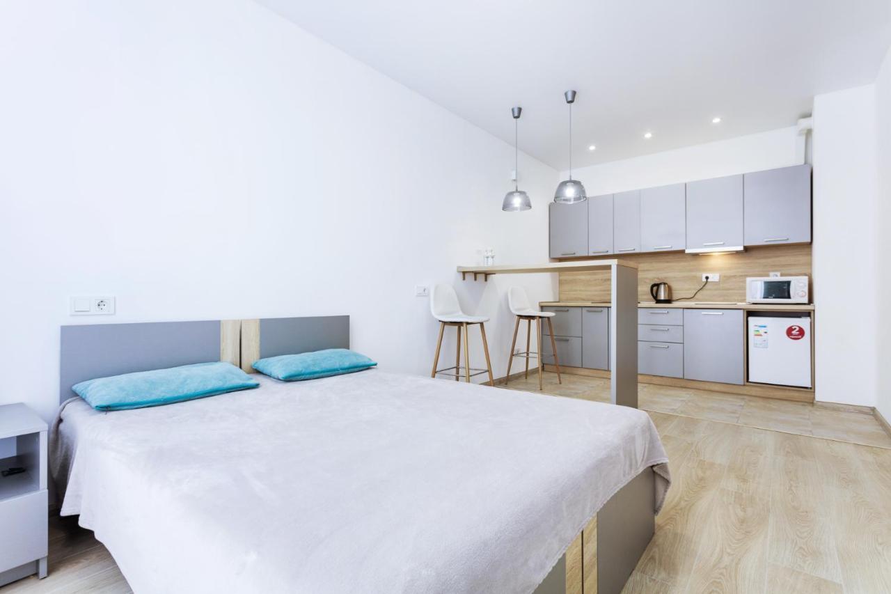 Nyvky Like Home - Studio - Apt 21 เคียฟ ภายนอก รูปภาพ